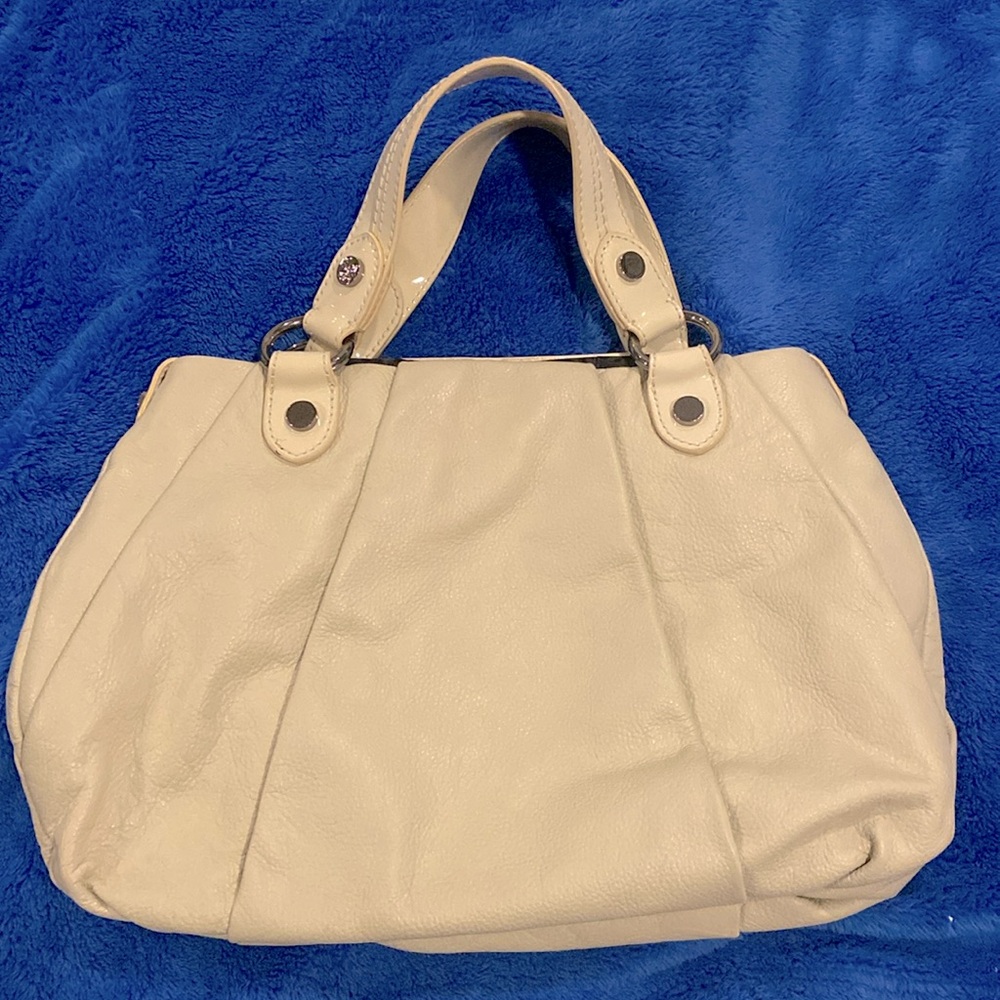 simply Vera Wang ivory leather purse